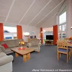 4 Personen Angler-ferienhaus Mit Privatem Bootsteg, Direkter Seelage, Kanu Und Sauna In Otterndorf
