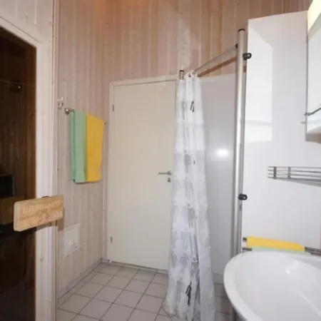 4 Personen Angler-ferienhaus Mit Privatem Bootsteg, Direkter Seelage, Kanu Und Sauna In Casa vacanze *