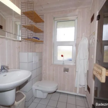 Сasa de vacaciones 4 Personen Angler-ferienhaus Mit Privatem Bootsteg, Direkter Seelage, Kanu Und Sauna In *