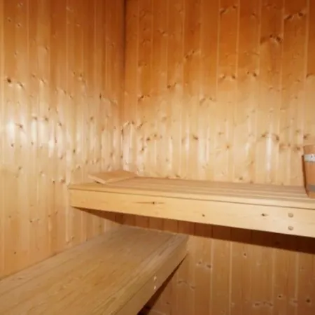 4 Personen Angler-ferienhaus Mit Privatem Bootsteg, Direkter Seelage, Kanu Und Sauna In * Otterndorf