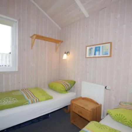 4 Personen Angler-ferienhaus Mit Privatem Bootsteg, Direkter Seelage, Kanu Und Sauna In Casa vacanze Otterndorf
